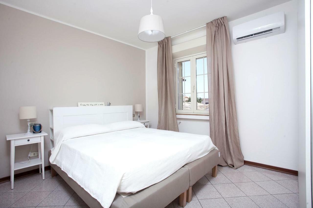 Apartament La Casa Di Mattia Pula Zewnętrze zdjęcie